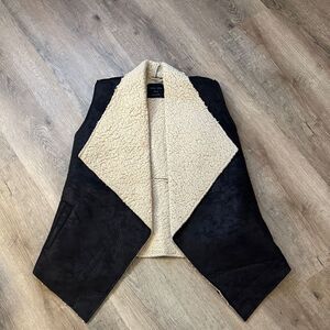 Love Tree Black and Cream Vest Faux Suede